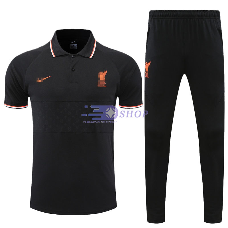 https://www.camisetasdefutbolshop.com/image/20220321SX/chaqueta-liverpool-2021-2022-con-capucha-negro-gris-004.jpg