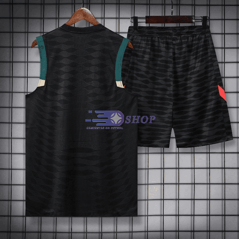 https://www.camisetasdefutbolshop.com/image/20220214SX/chandal-liverpool-2021-2022-nino-negro-001.jpg